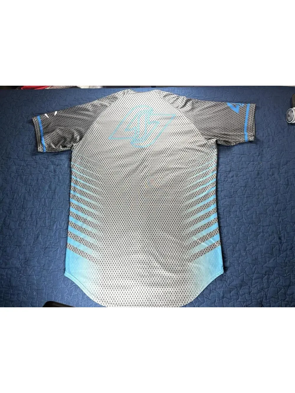 Champion UltraFuse Counter Logic Gaming Baseball Jersey Size L - Picture 2 of 9